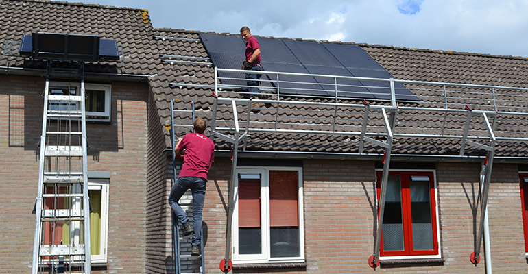 Samenwerking Ons Huis en Energiewacht bij groot project Zonnepanelen